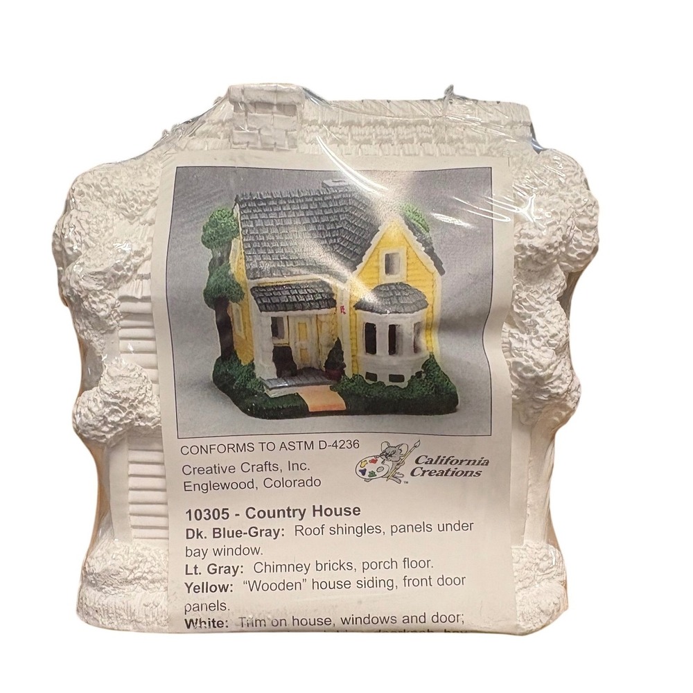 California Creations 10305 Country‎ House Unpainted Ceramic Ready to Decorate